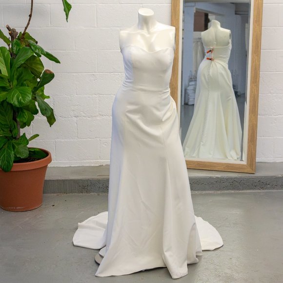 BHLDN Bennett Gown by Jenny Yoo - Picture 3 of 10